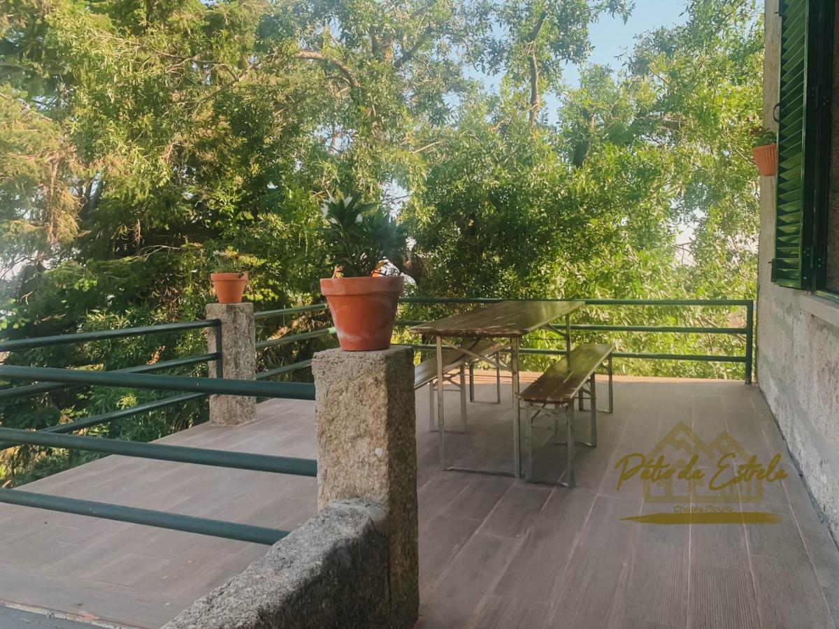 Patio Da Estrela - Chales Moura Penhas da Saúde Eksteriør billede